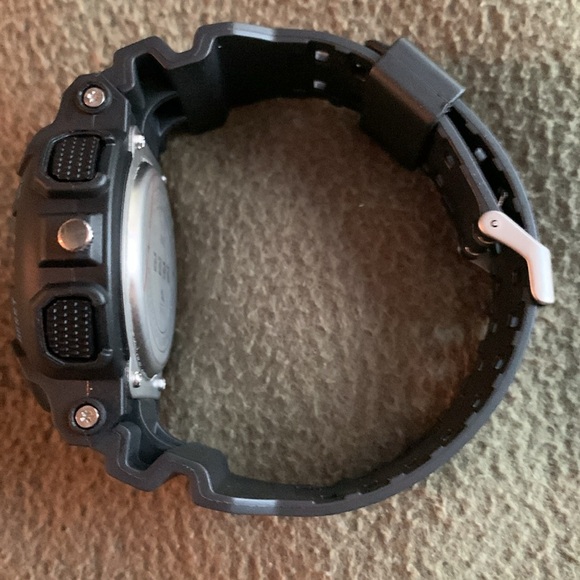 NIB Men’s Burk black and blue sports watch. Water resistant. Has Warranty card - Picture 4 of 10